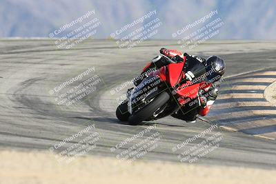 media/Nov-16-2025-Race Pace (Sun) [[8c5fa54630]]/Verified Riders/8-Turn 12 (120pm)/